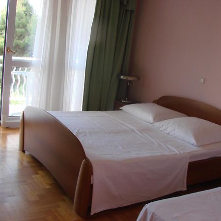 Apartments Happy Island Rab Rab Town Extérieur photo