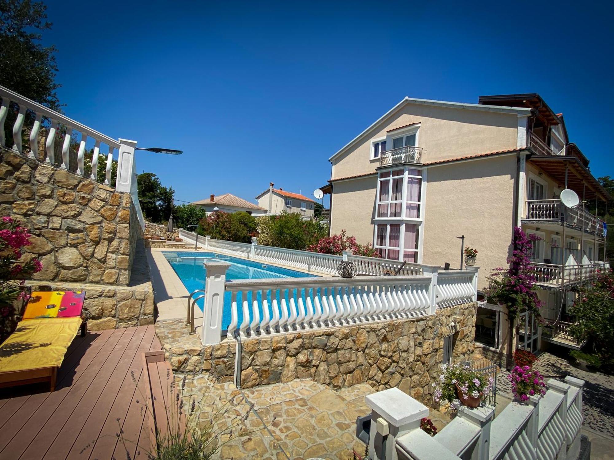 Apartments Happy Island Rab Rab Town Extérieur photo