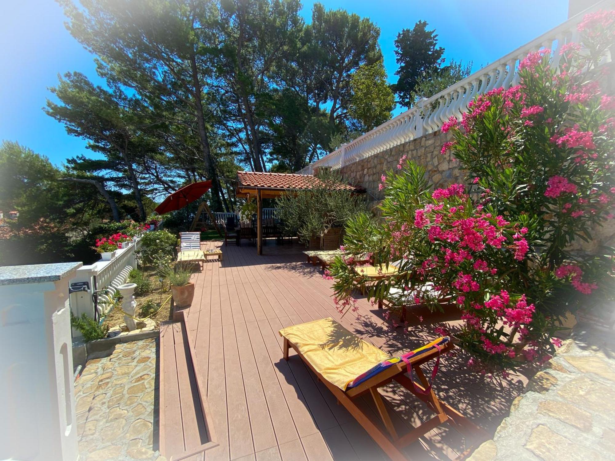 Apartments Happy Island Rab Rab Town Extérieur photo