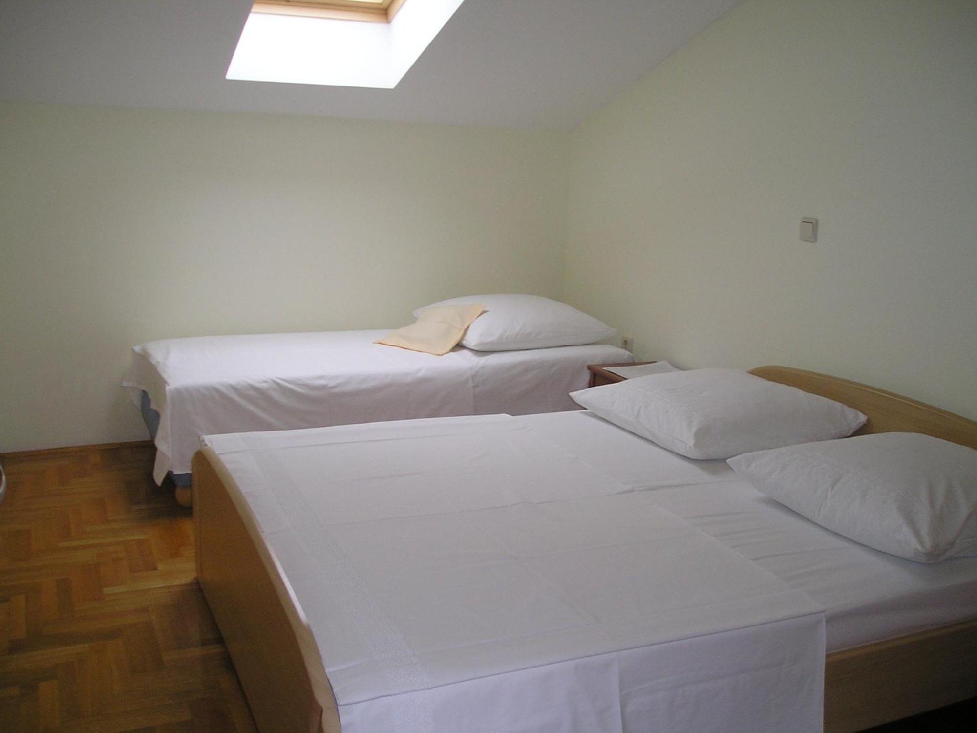 Apartments Happy Island Rab Rab Town Chambre photo
